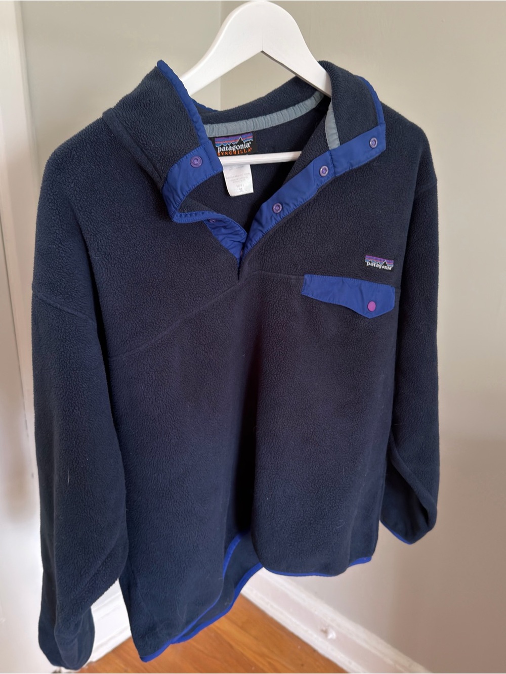 Patagonia Men’s Navy Fleece Snap Pullover with Royal Trim